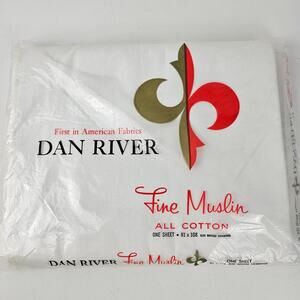 Vintage Dan River white muslin cotton flat sheet NIP 81 x 108 crafts upcycling